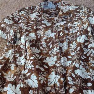 Short sleeve shirt and pants, linen blend , sag harbor, brown and beige,